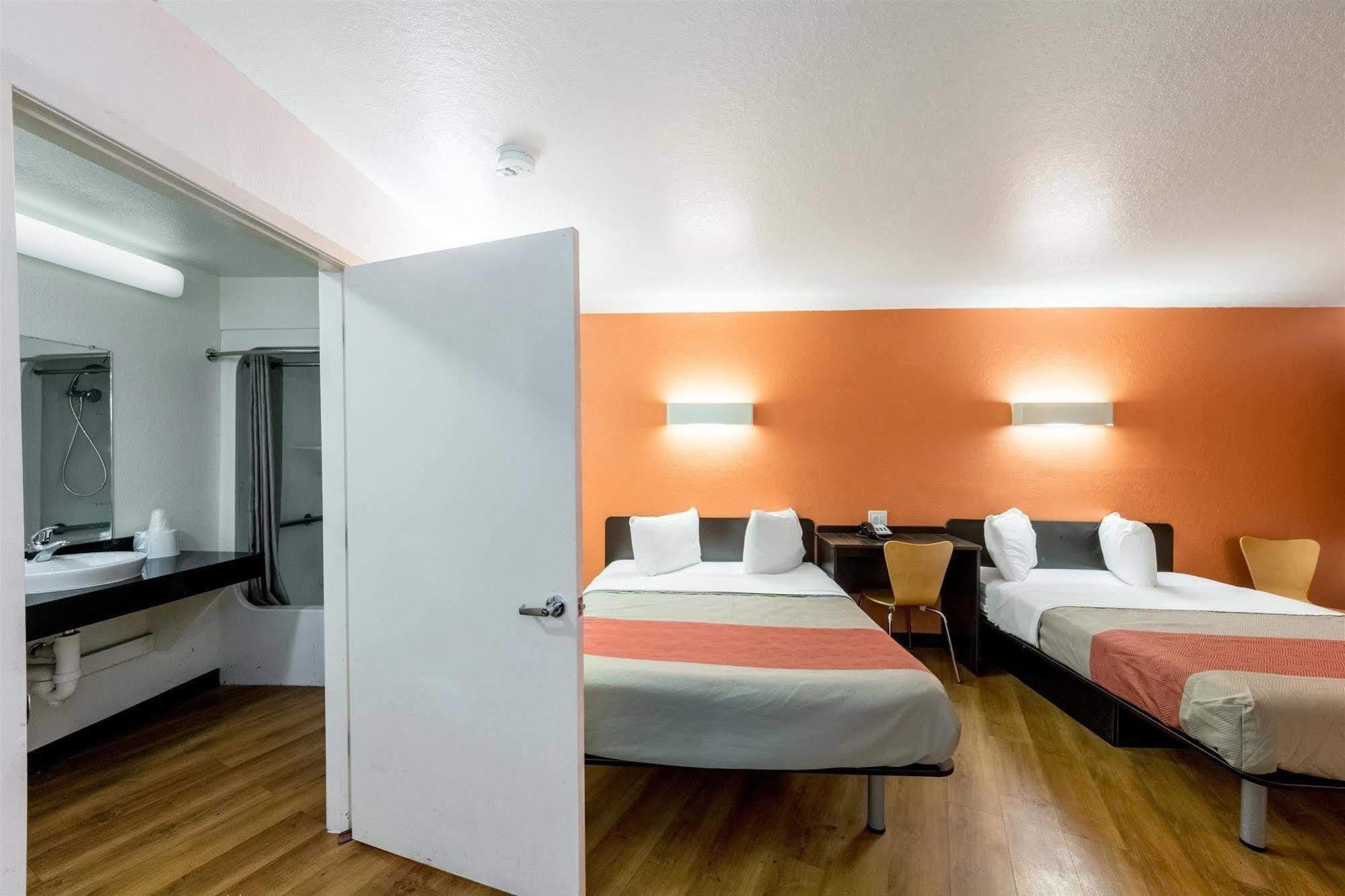 Motel 6 Seguin Tx Kültér fotó