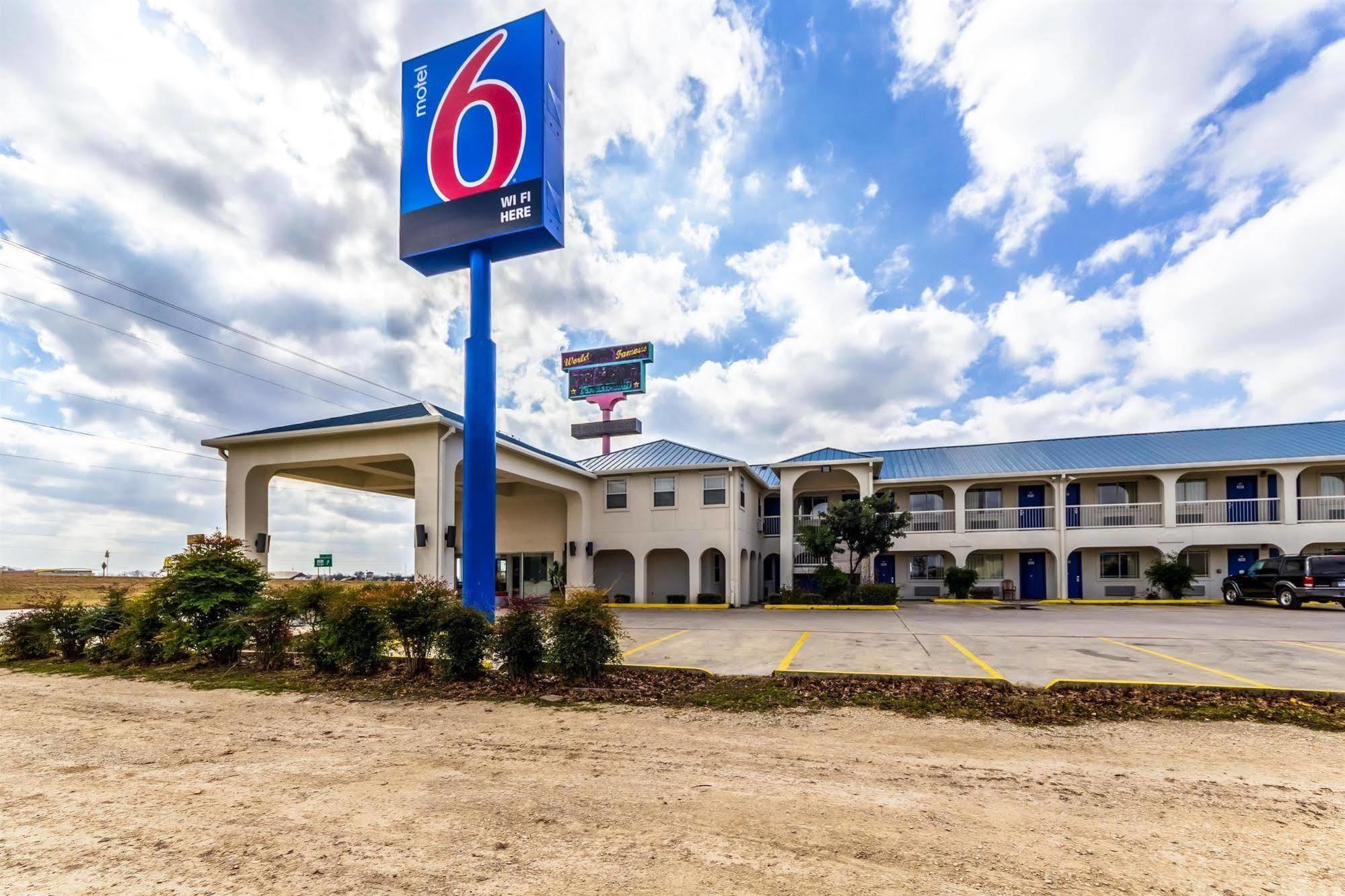 Motel 6 Seguin Tx Kültér fotó